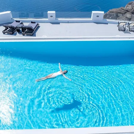 Villa Argento Nero Fira (Santorini)