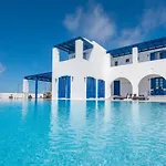 Argento Nero Villa